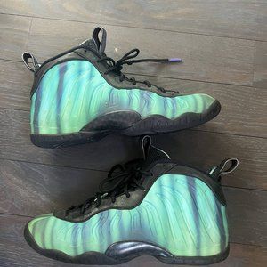 Nike Kids Sneakers - Black and Green